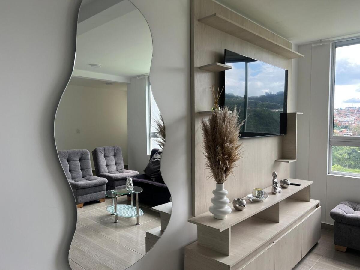 Apartamento Terminal De Transporte, Cable Aereo, Dollarcity, D1